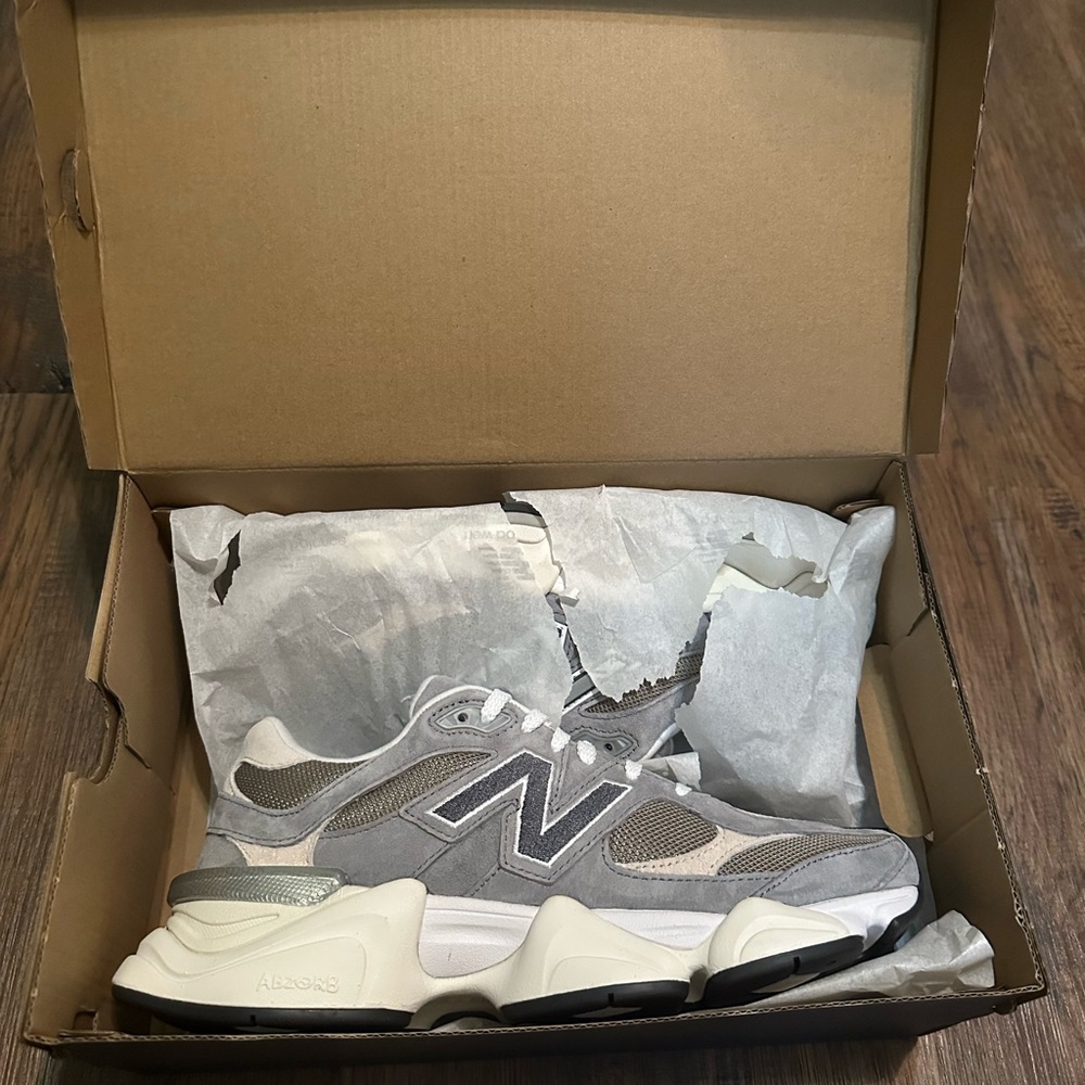 ✨✨NEW✨✨ Never Worn!!New Balance! Goat!